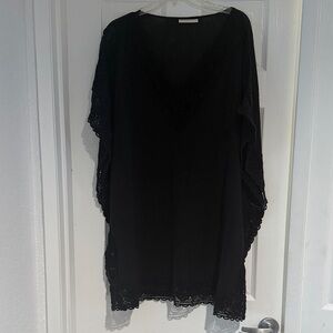 La Blanca Black V-Neck Crochet Cover-Up large XL